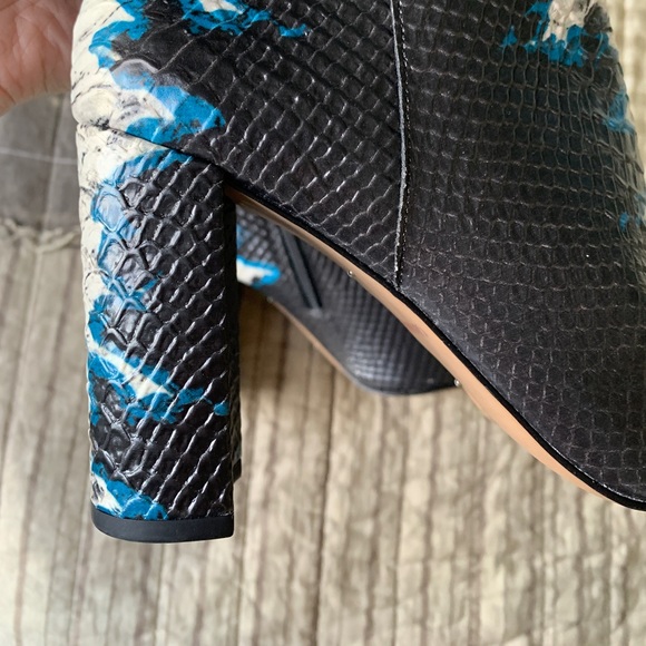 Gianni Bini Kellbie Snakeskin Leather Tall Boots High Heel Knee Boots Like New - Picture 7 of 14